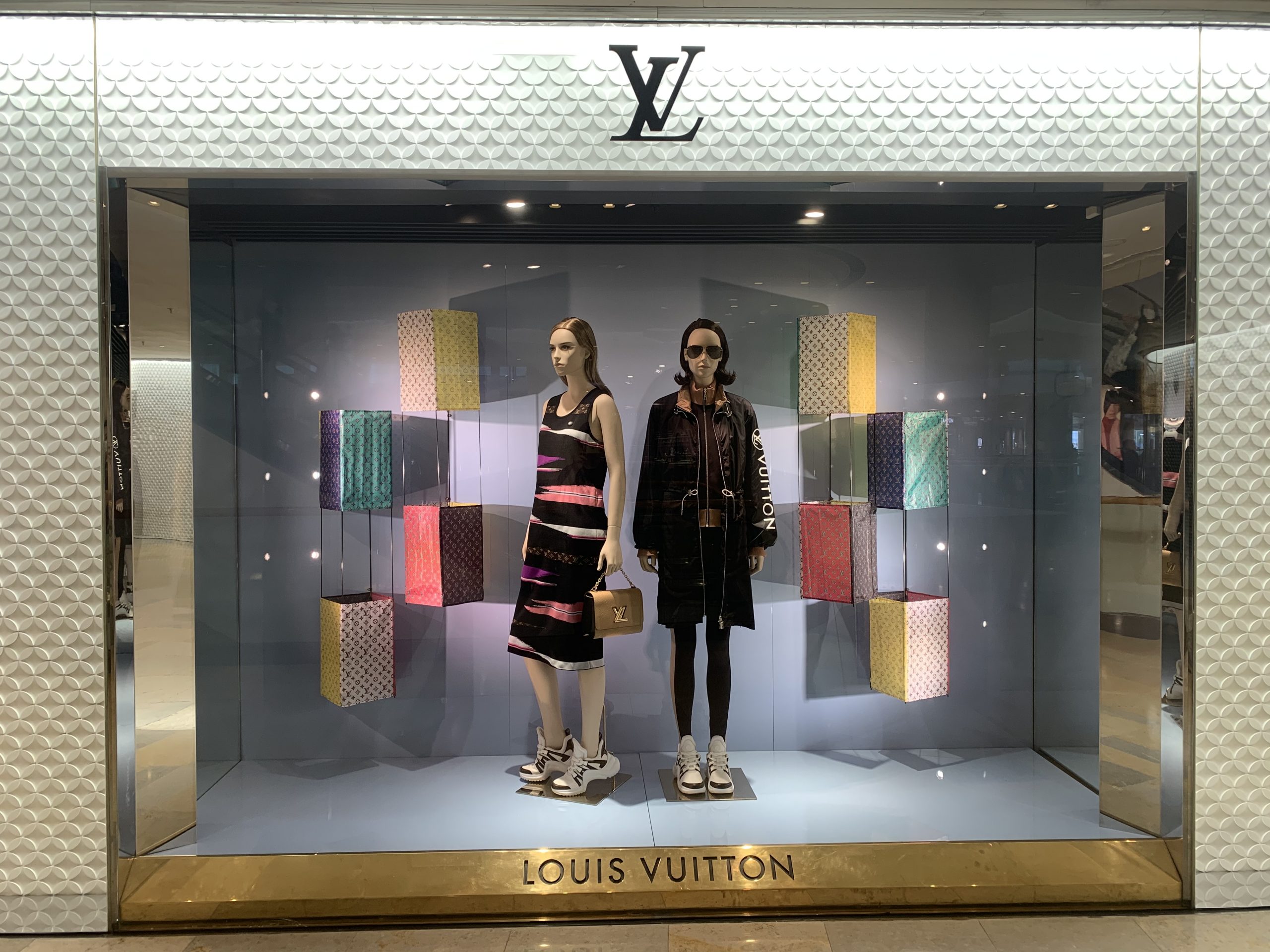 IMG_0598 (Window Display 內頁)